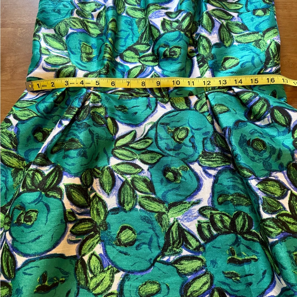 Liz Claiborne Green & Blue Floral Jacquard Fit & Flare Dress | Size 12 - Picture 4 of 12